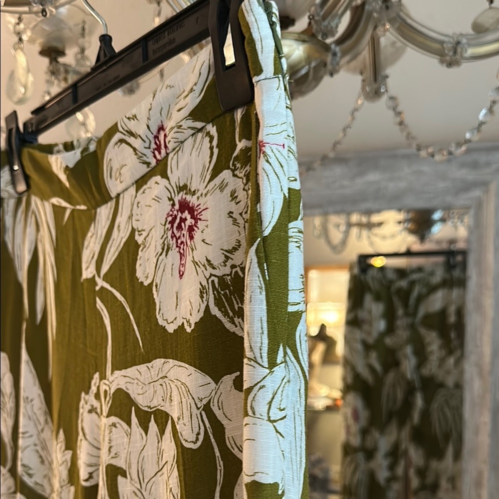 Zara Floral Green Pants - NWT - Picture 3 of 7